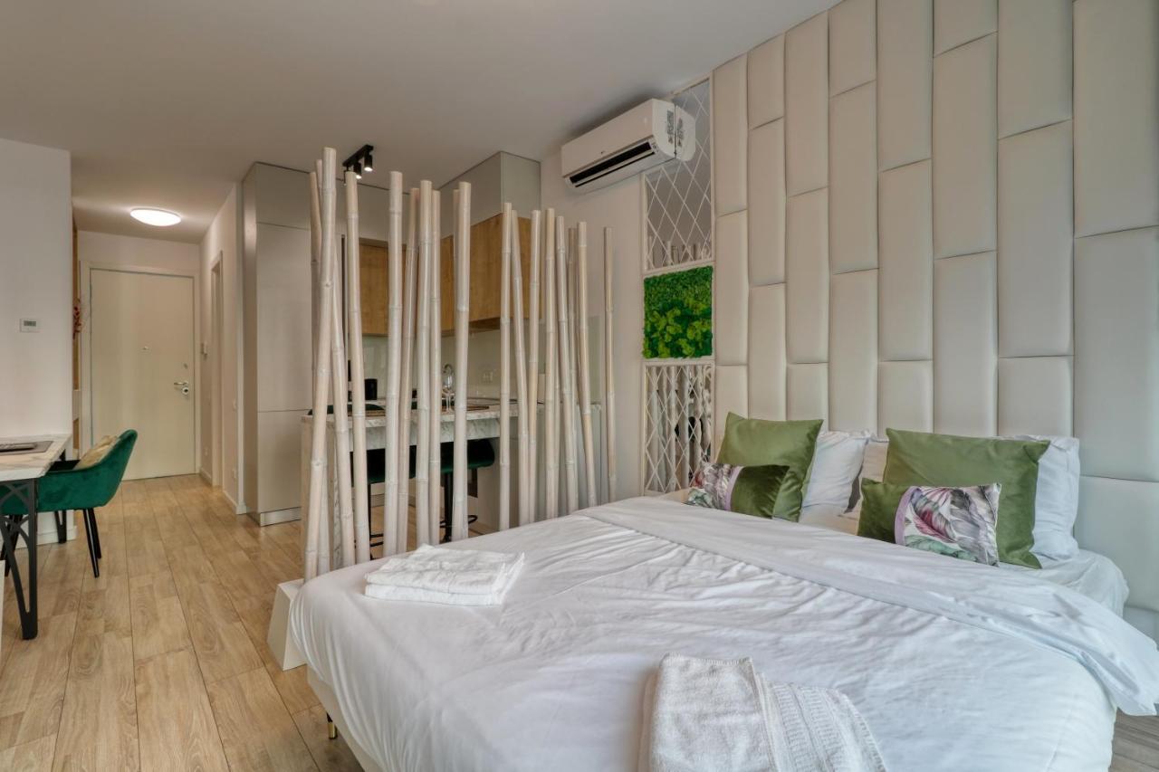 Herastrau Luxury Studios Bucharest Exterior photo