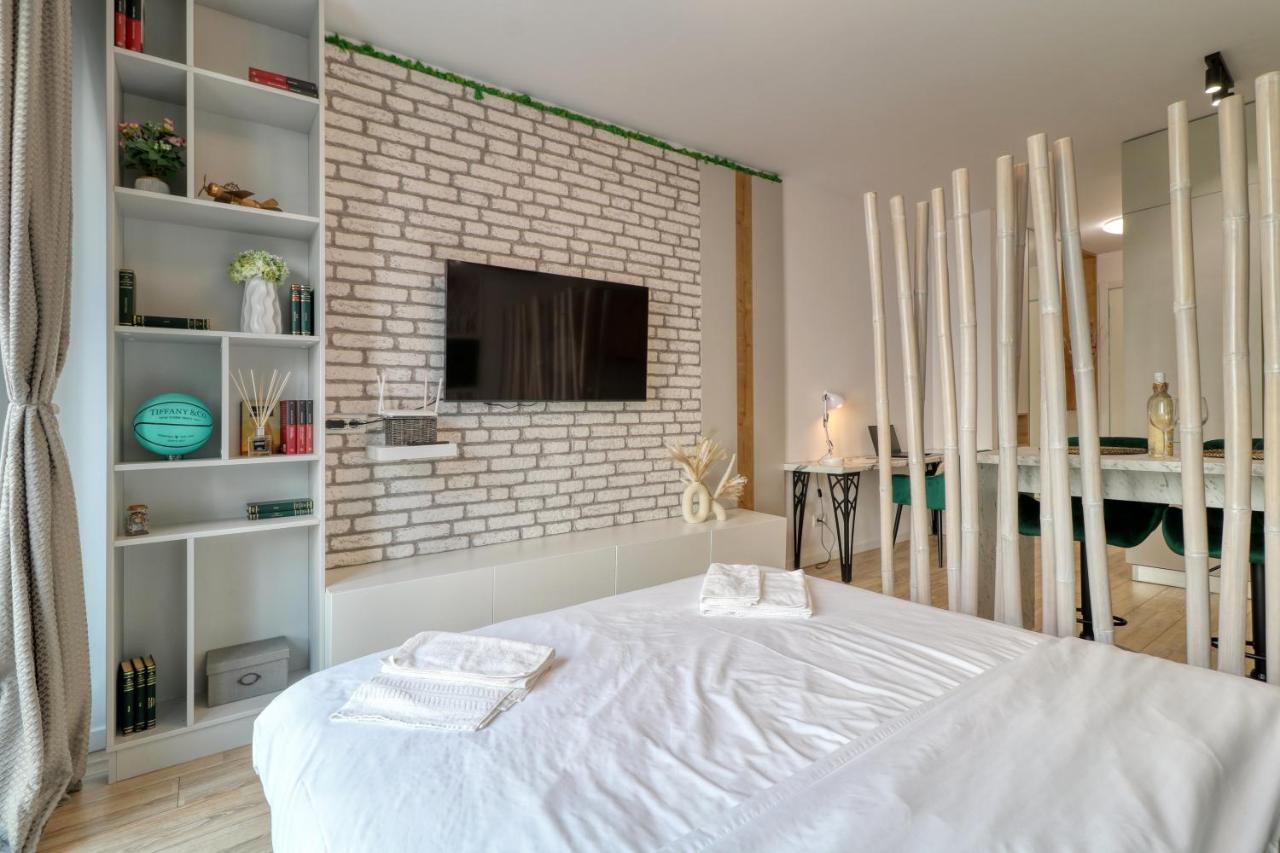 Herastrau Luxury Studios Bucharest Exterior photo